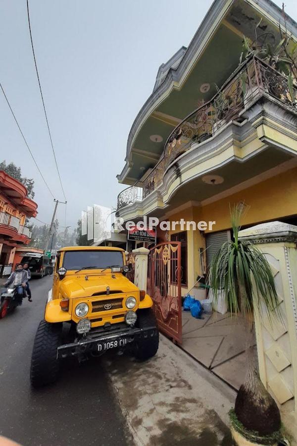 Bromo Indah Lestari Homestay Mitra Reddoorz Pasuruan Exterior photo